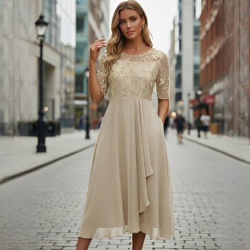 Victoria - Robe Élégante avec Dentelle Ouverte