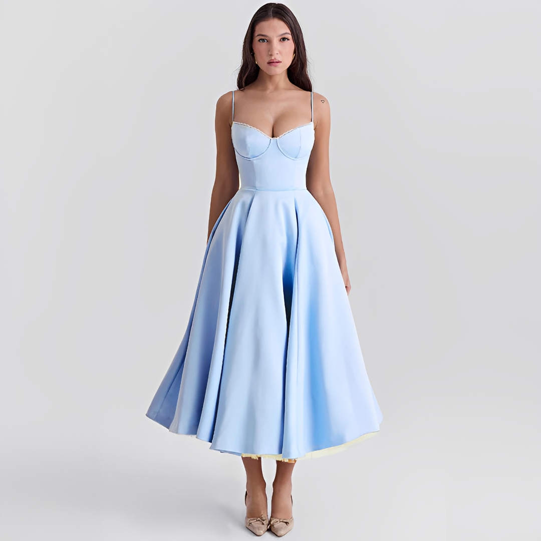 Zendaya - Robe Chic à Double Épaisseur