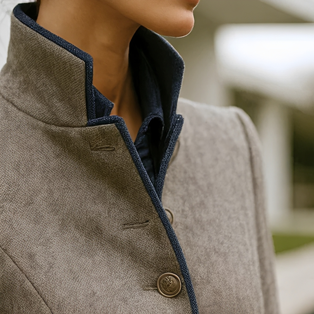 Valerie - Cardigan Stylé à Col Haut