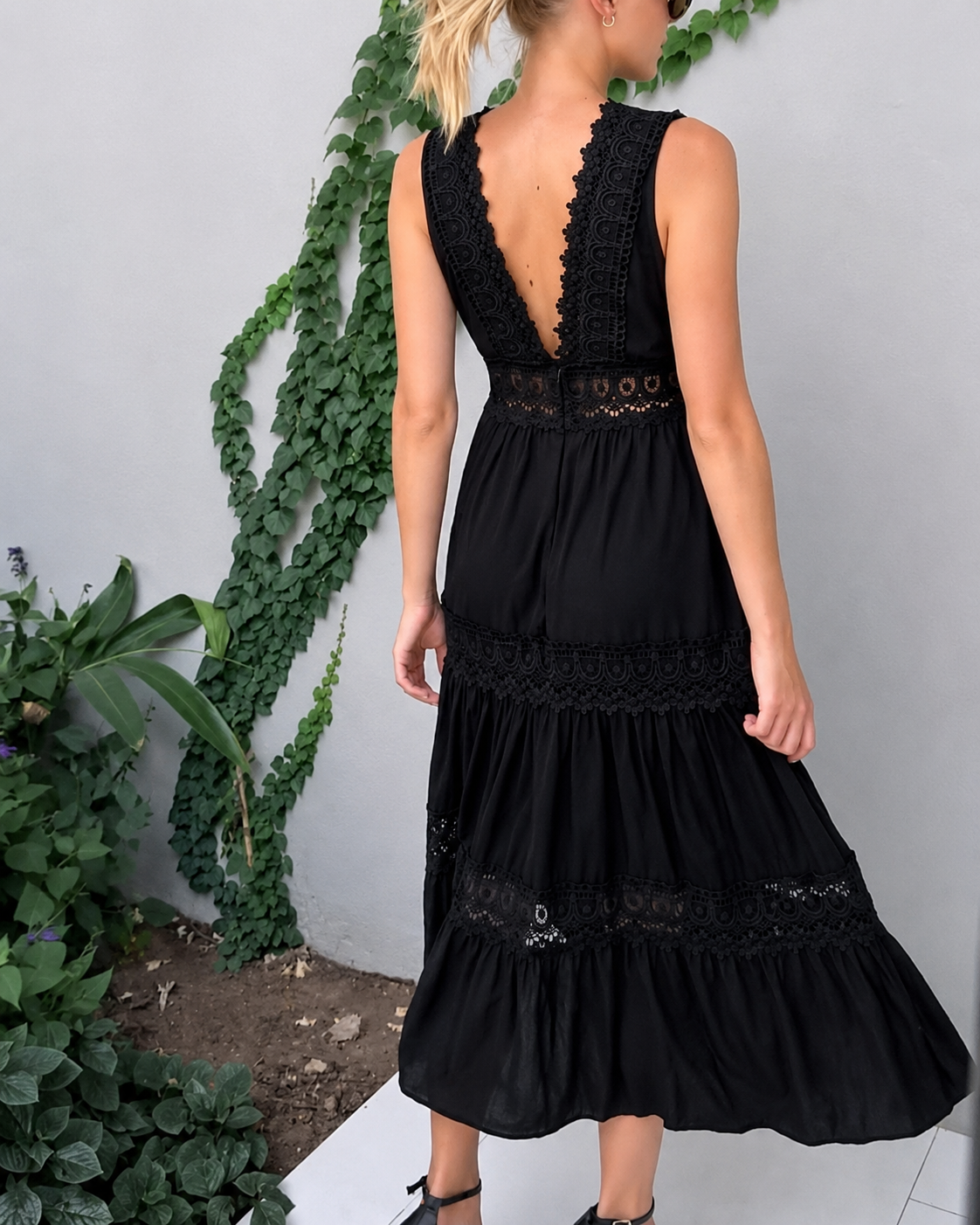 Shaquira - Robe Chic à Décolleté en V