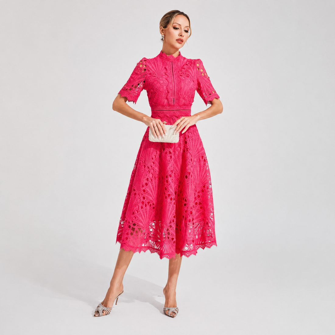 Hallie - Robe Midi en Vogue
