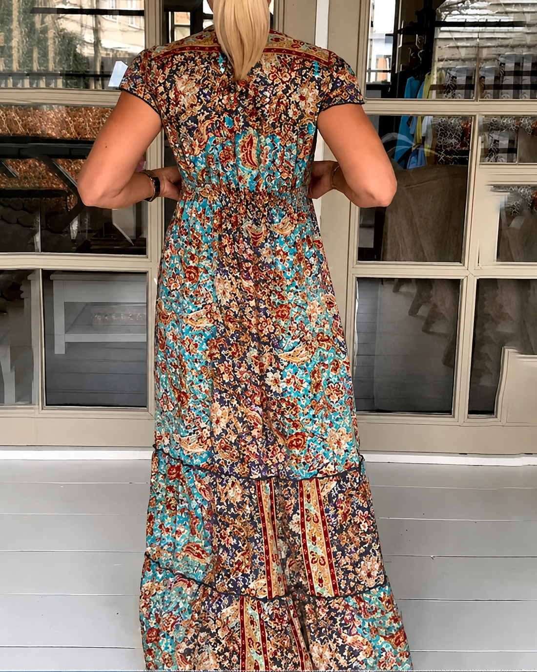 Calneshia - Robe Maxi Élégante à Col V