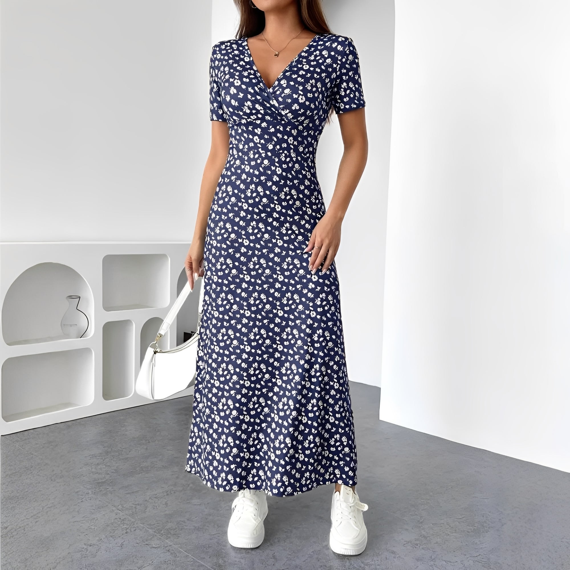 Reggie - Robe Maxi avec Motif Floral Élégant