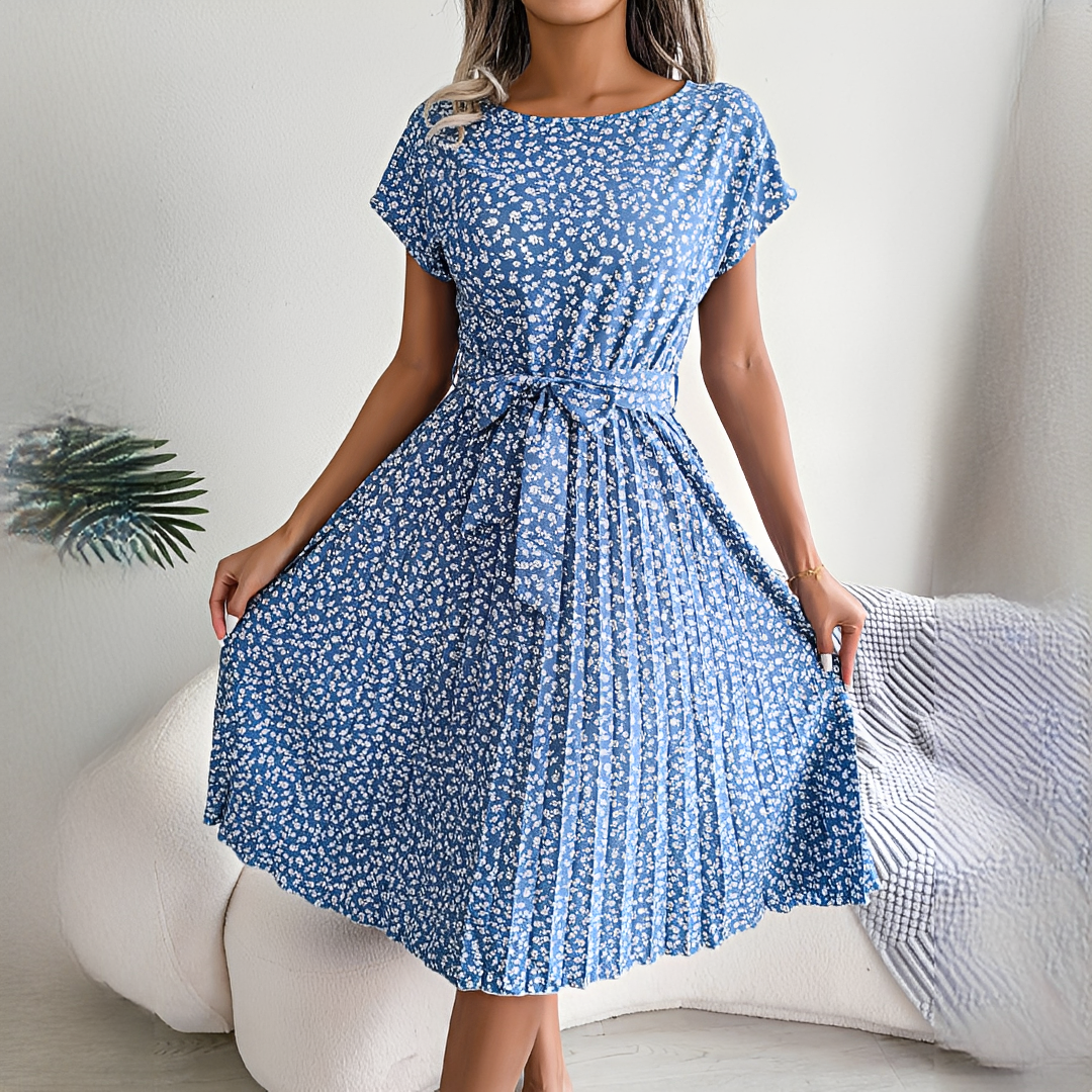 Lyka - Robe élégante d'été à manches courtes pour femmes