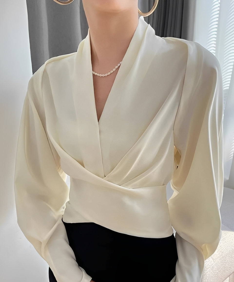 Isabel - Haut Chic avec Col en V