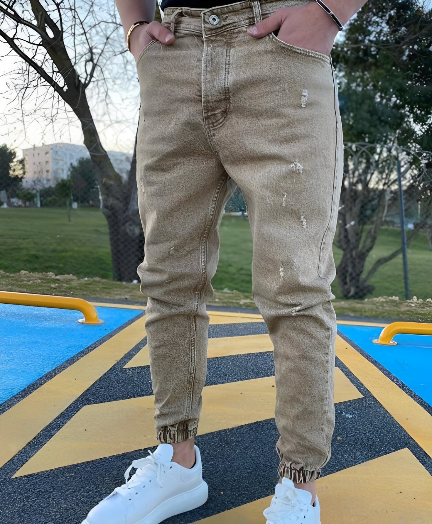 Andre - Jean skinny élégant avec déchirures pour hommes
