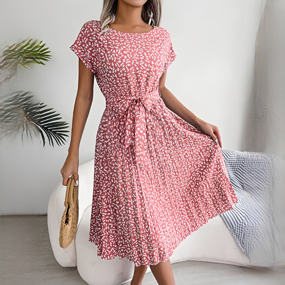 Lyka - Robe élégante d'été à manches courtes pour femmes
