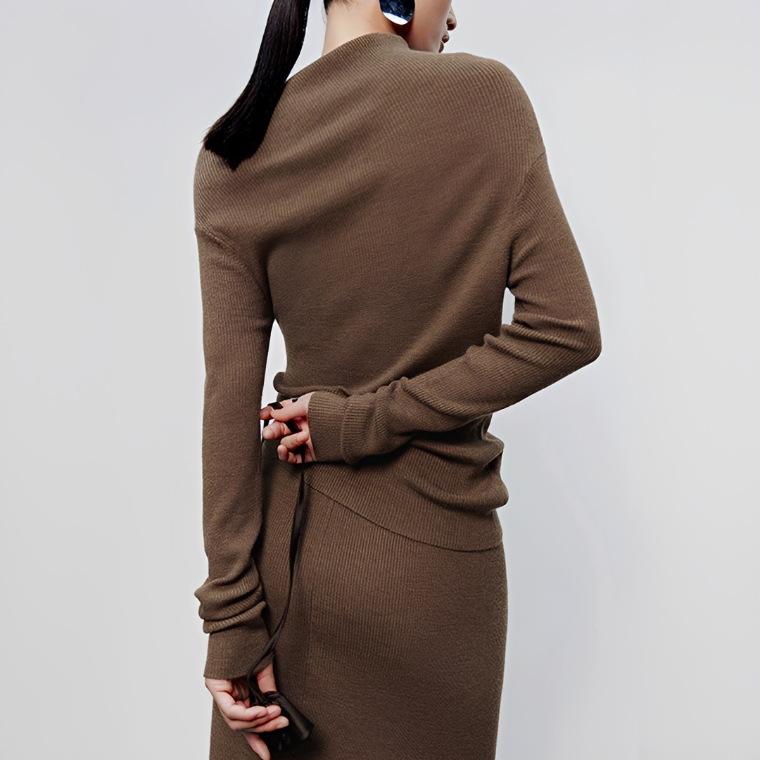 Larissa - Top Long à Coupe Asymétrique