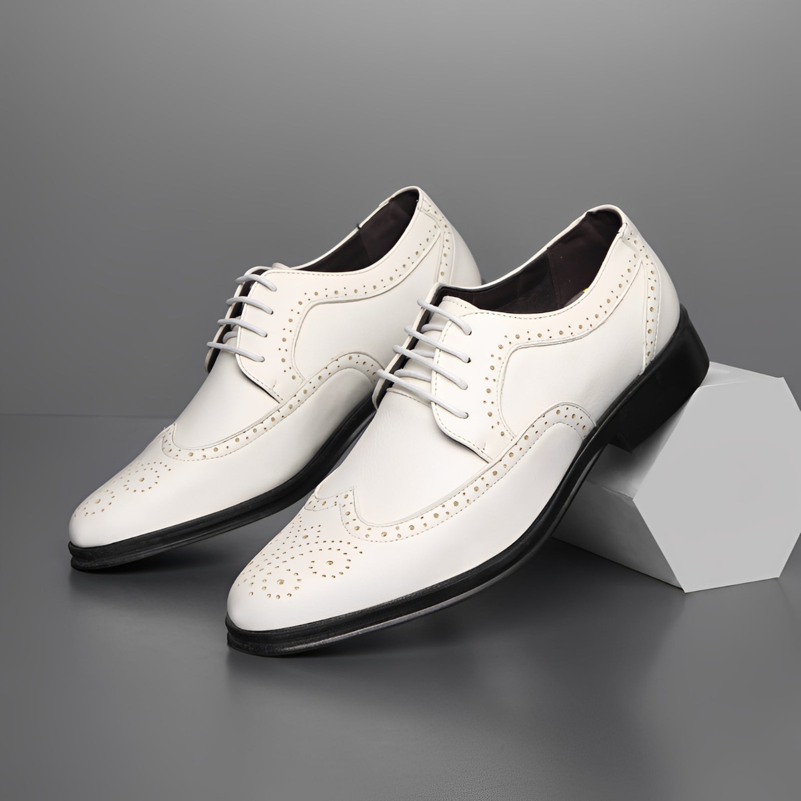 Kylle - Souliers traditionnels pour hommes