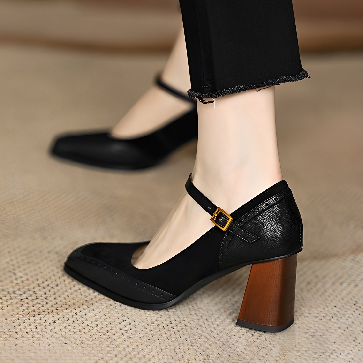 Isha - Chaussures formelles à talons larges