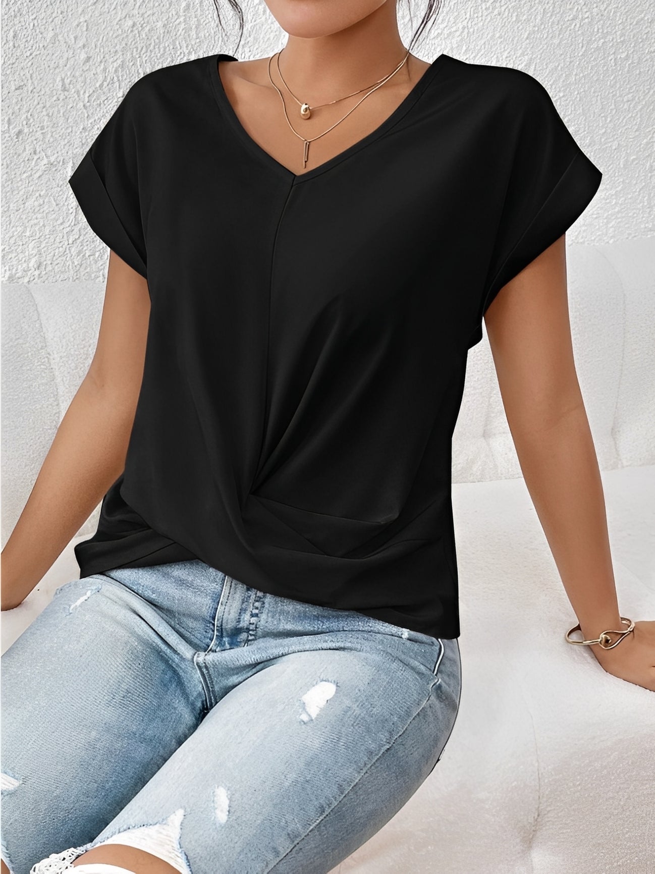Lucie – T-shirt à col V pour femmes – usage quotidien