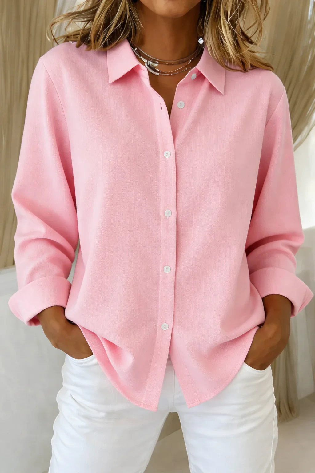 Sophie- Blouse élégante pour femmes avec patte de boutonnage