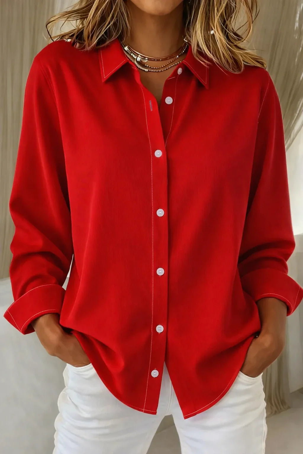 Sophie- Blouse élégante pour femmes avec patte de boutonnage