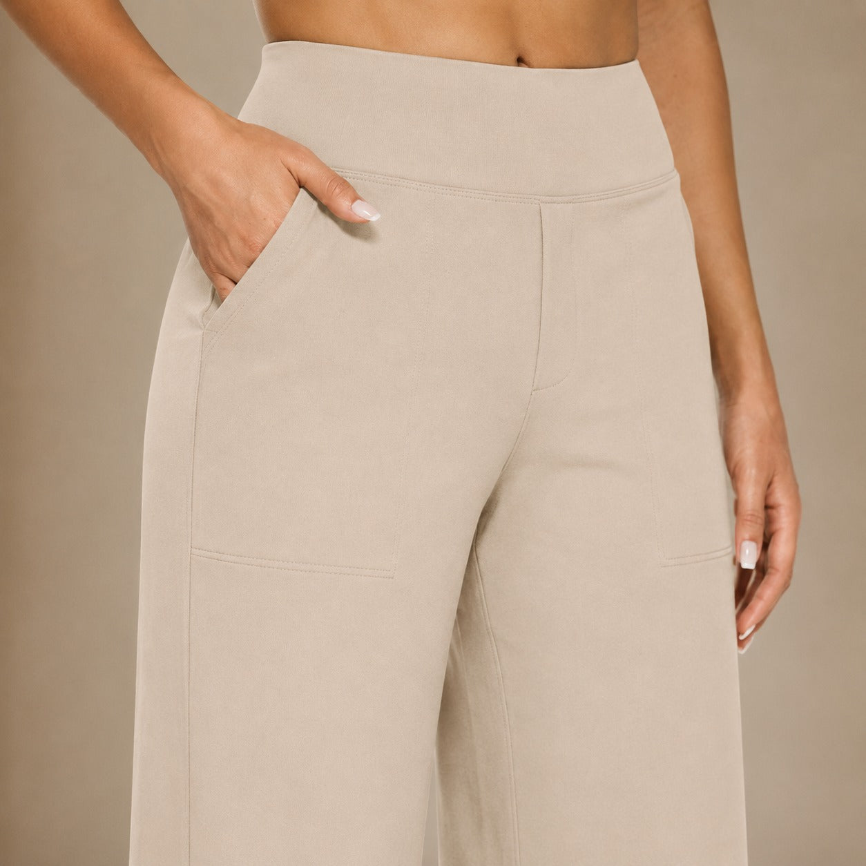 Roseanna - Pantalon Évasé Chic et Adaptable