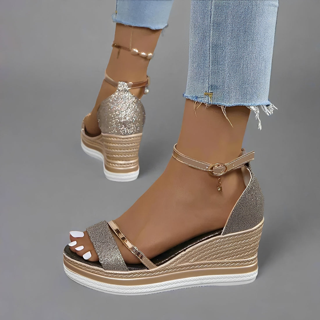 Mildred - Sandales à la mode avec fermeture