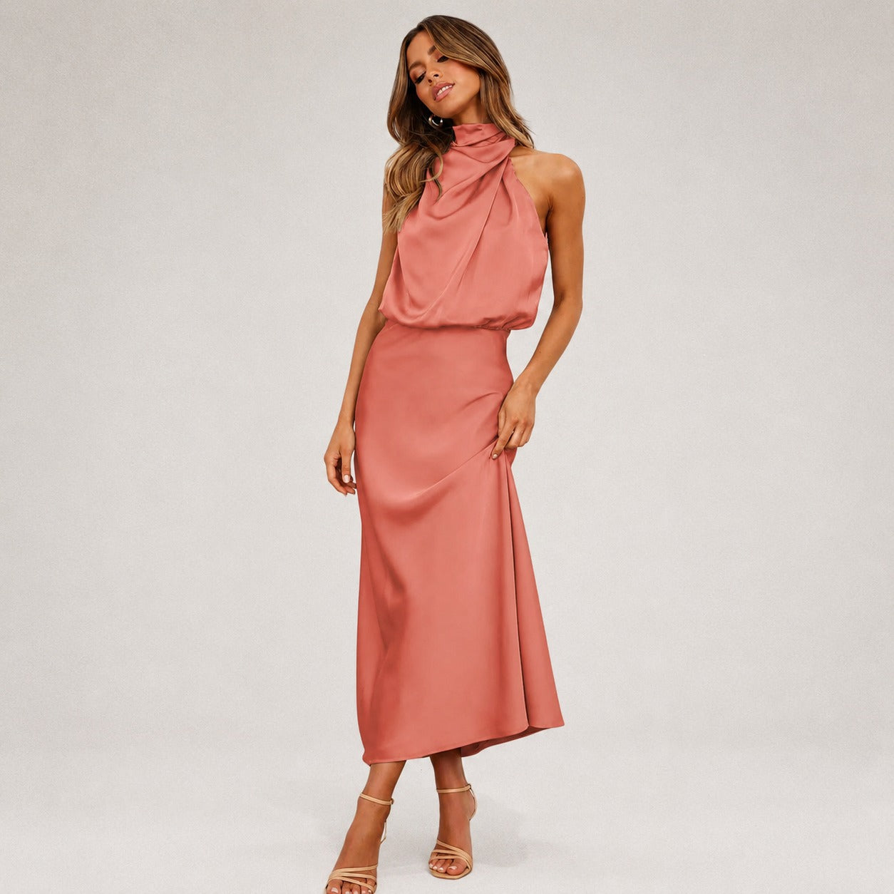 Lillie - Robe chic avec col halter