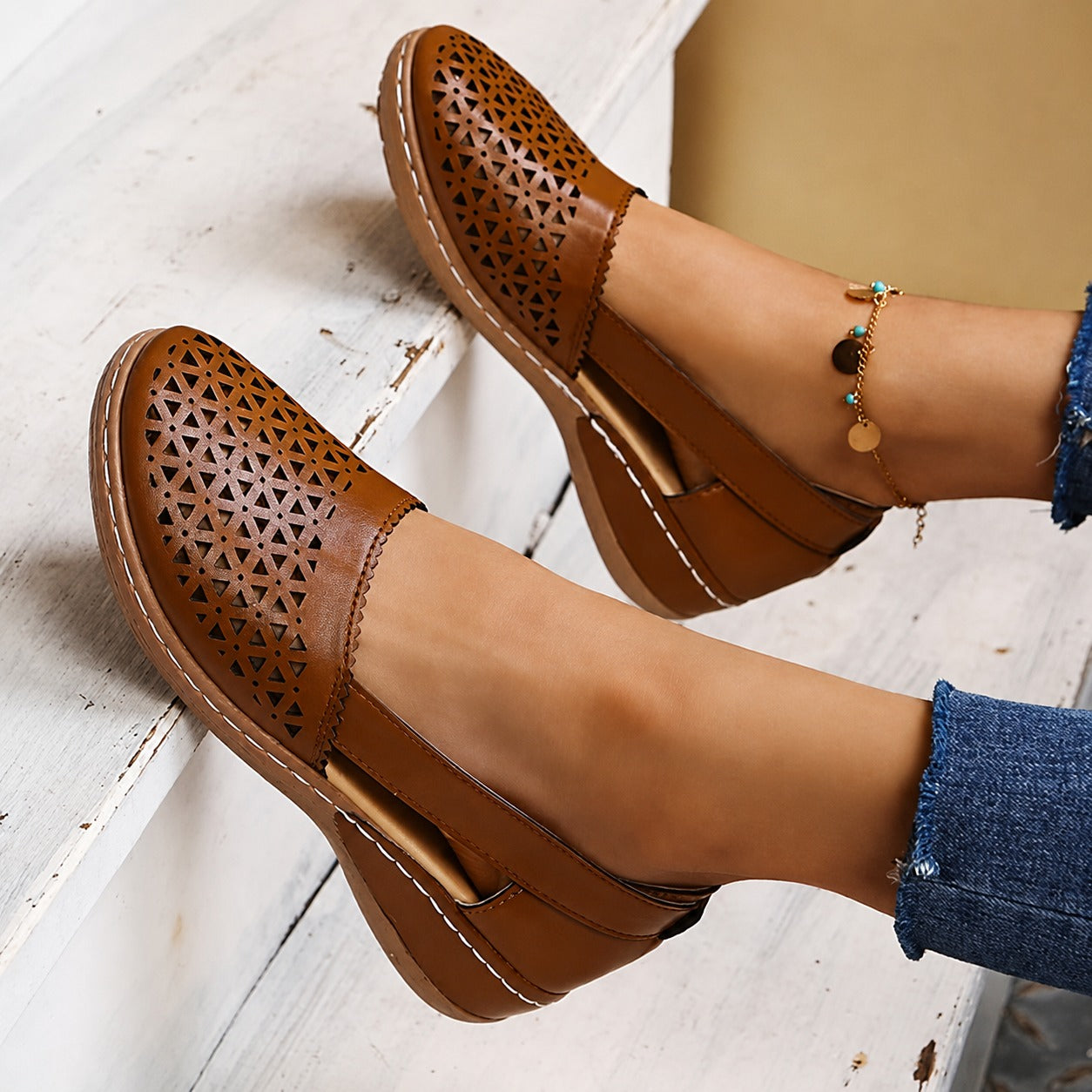 Tegan - Sandales stylées avec design