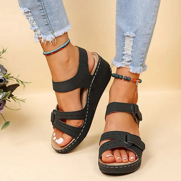 Mia - Sandales à Talon avec Système de Fermeture Velcro