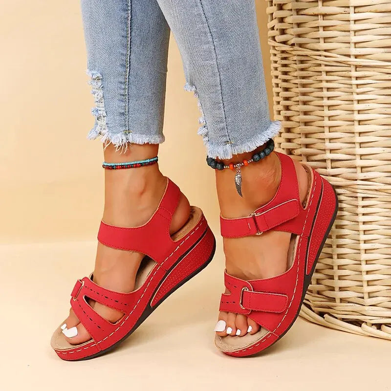 Mia - Sandales à Talon avec Système de Fermeture Velcro