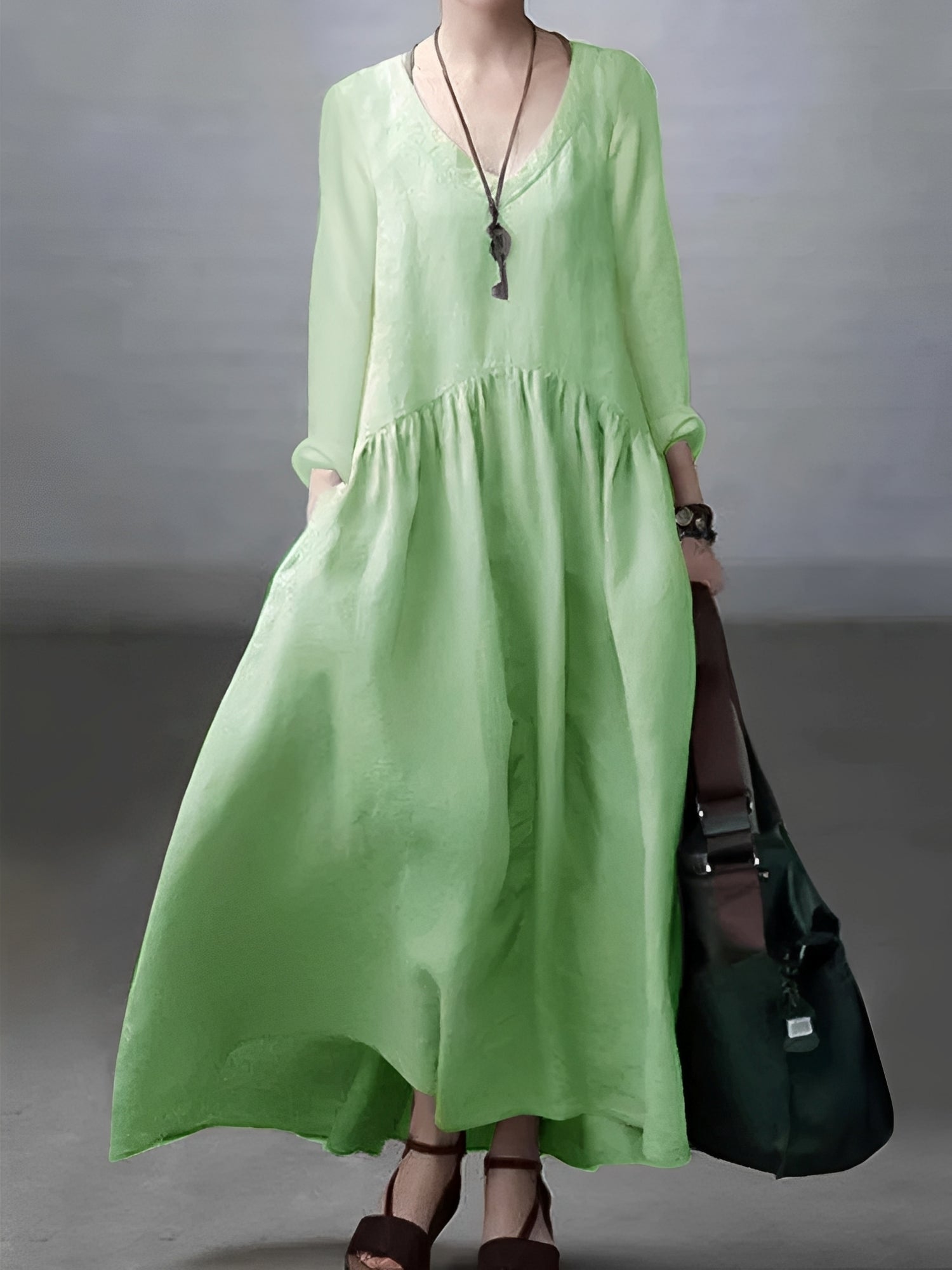 Lindy - Robe large et relax avec col en V pour femmes