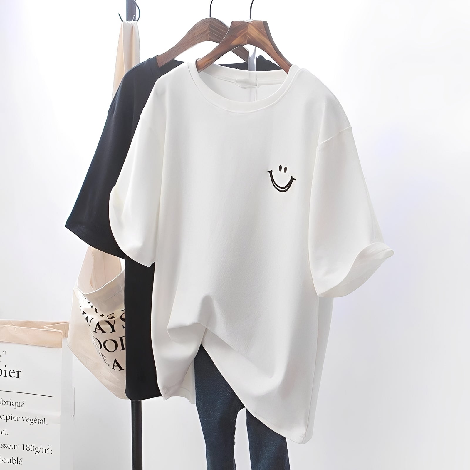 Selina - T-shirt avec motif élégant