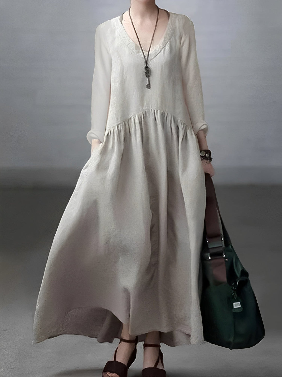 Lindy - Robe large et relax avec col en V pour femmes